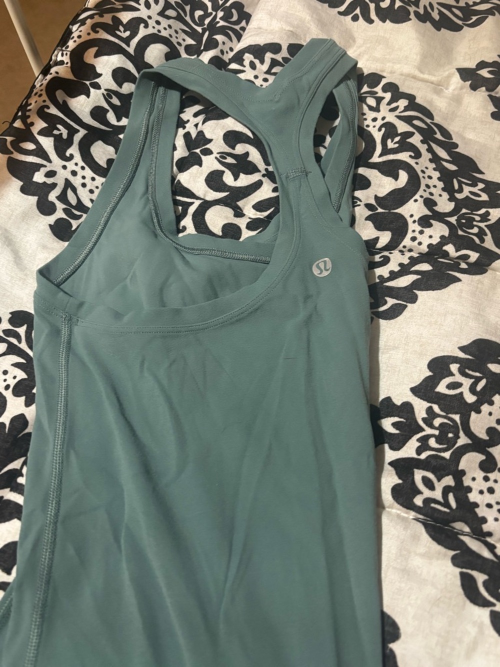 Lululemon tank top